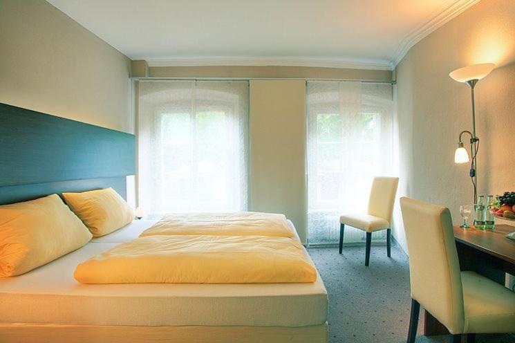 Hotel Garni Krone Radolfzell am Bodensee Zimmer foto
